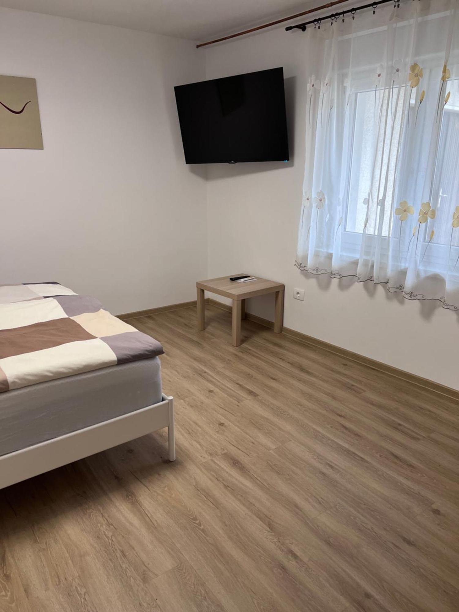 Stara Jezica Apartments With Wifi Liubliana Quarto foto